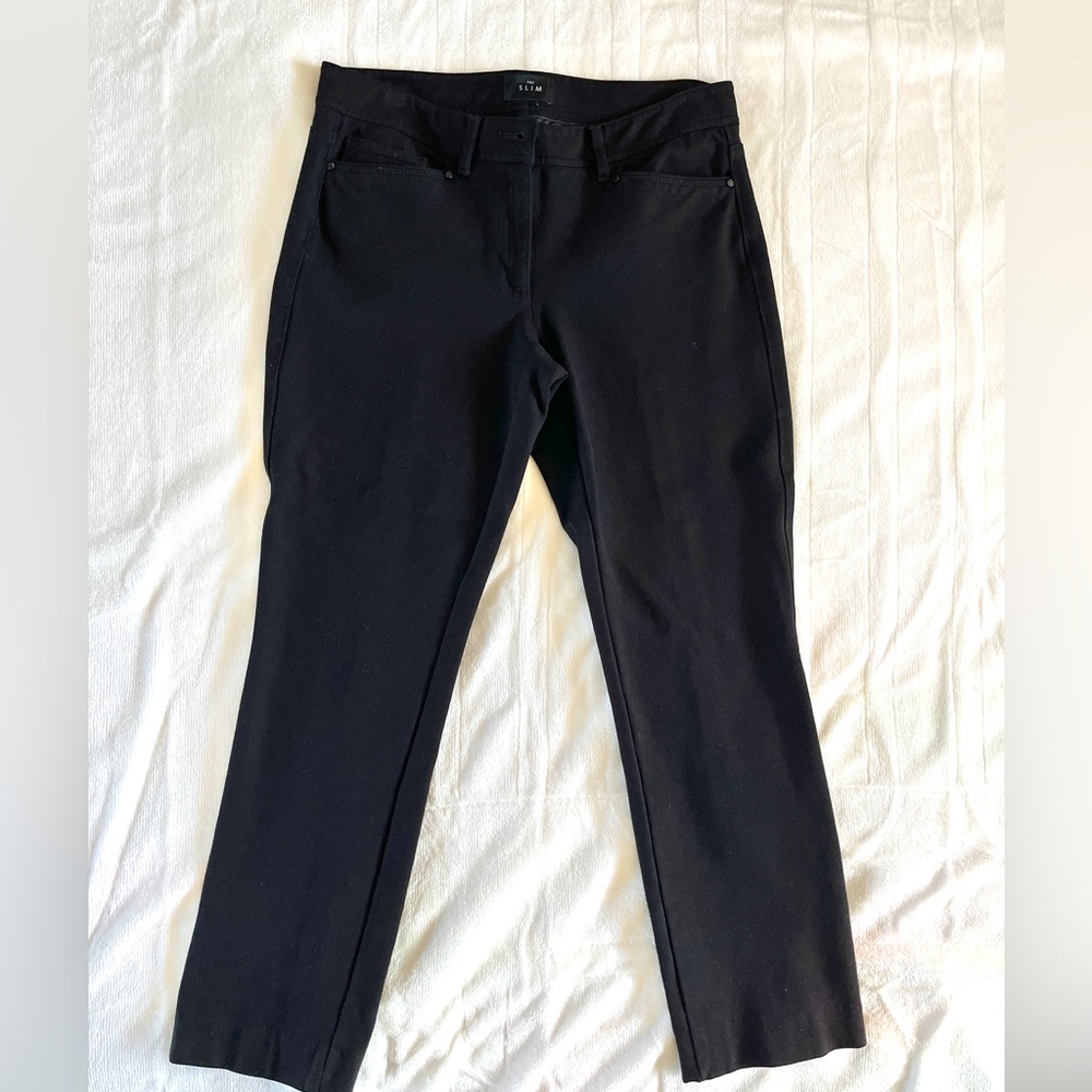 WHBM black Ponte Cropped Slim leg Jeans